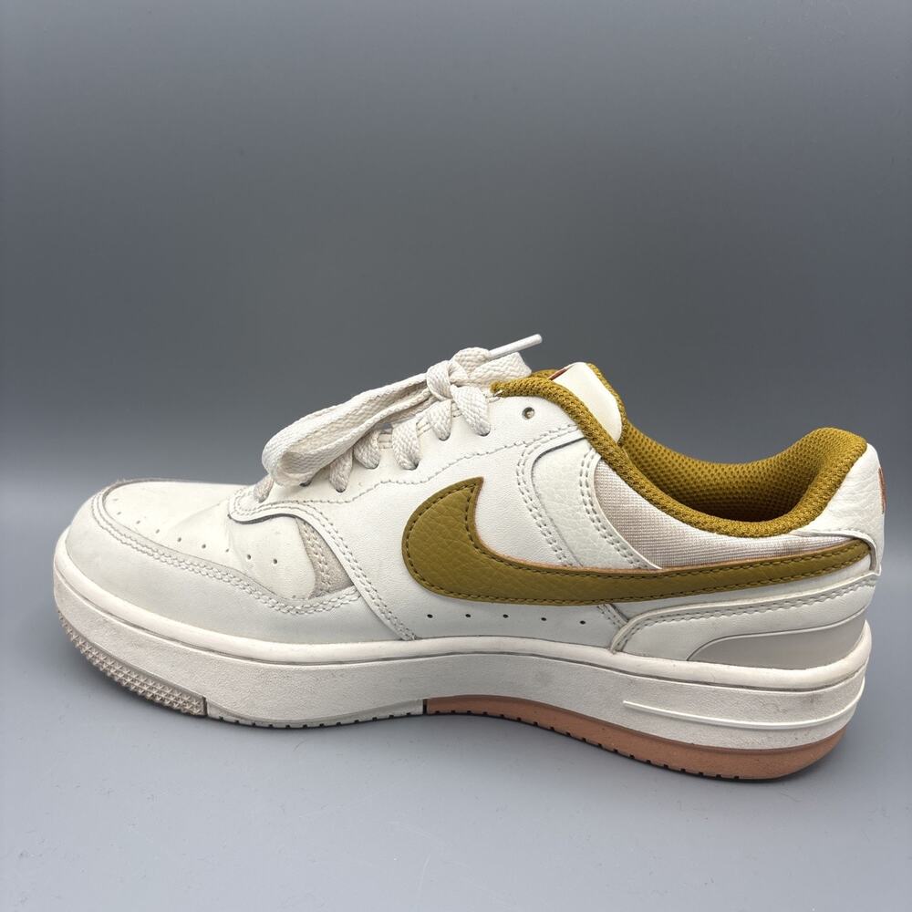 Nike Gamma Force Shoes Womens Size 7.5 Sail Bronzin Sneakers Casual Streetwear - Picture 3 of 10